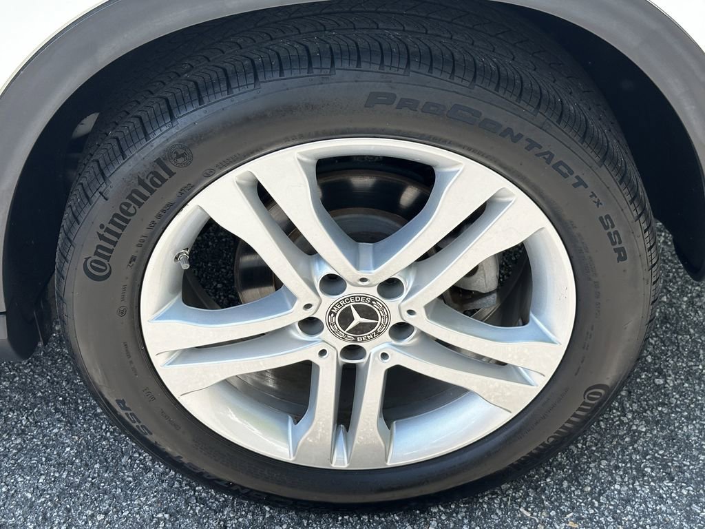 Certified 2020 Mercedes-Benz GLA 250 4MATIC image 23