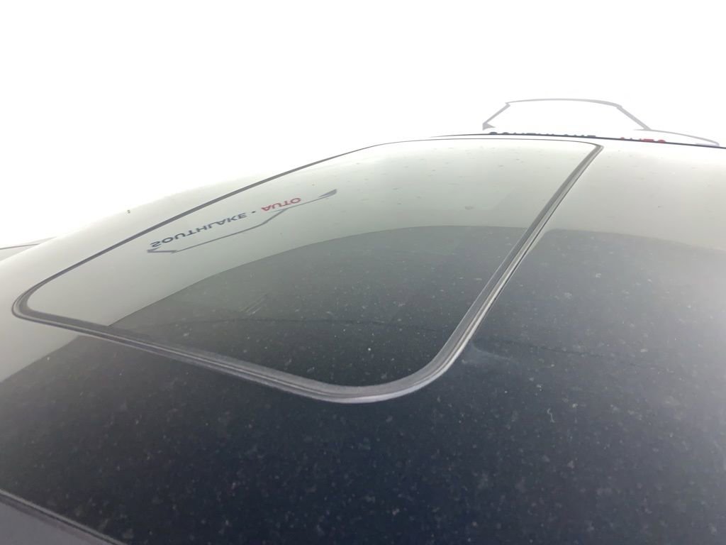 Used 2022 Hyundai Elantra SEL w/ Convenience + Premium Package image 10