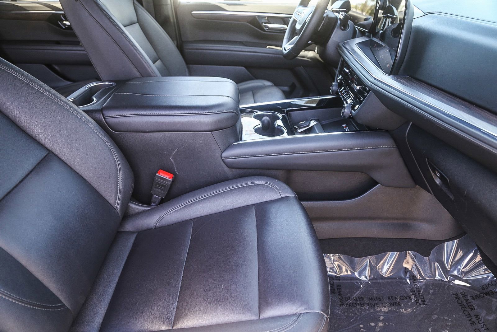 Used 2025 Chevrolet Tahoe Z71 image 14