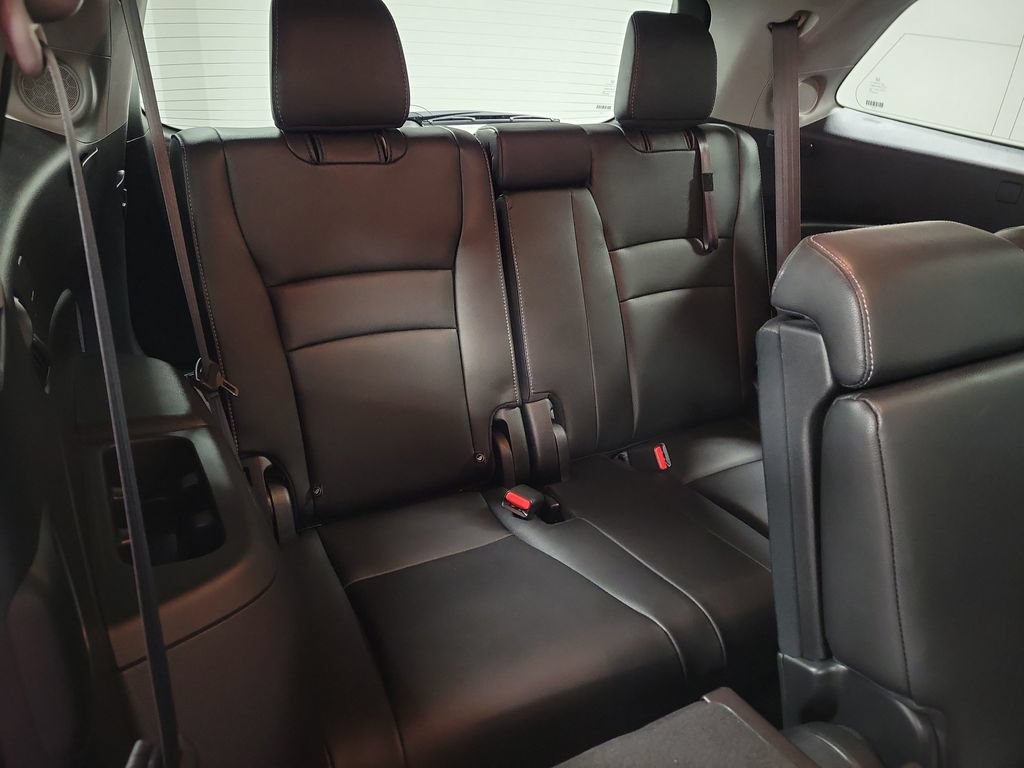 Used 2018 Honda Pilot Touring image 27