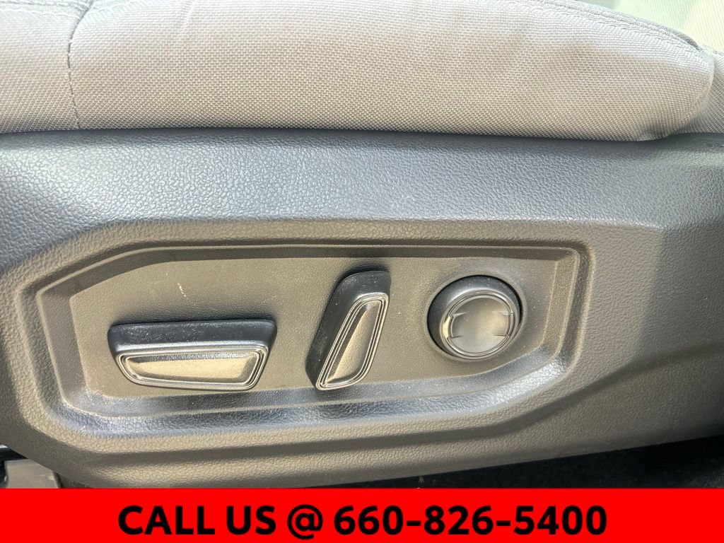 Certified 2025 Toyota Tundra SR5 AWD/4WD image 11