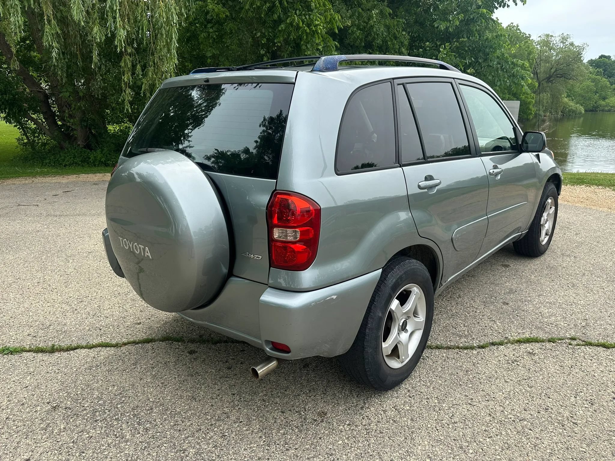 Used 2005 Toyota RAV4 4WD image 6