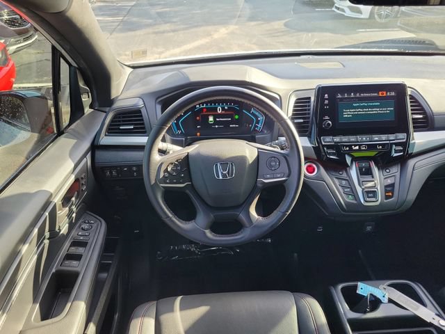 Used 2024 Honda Odyssey Sport image 11