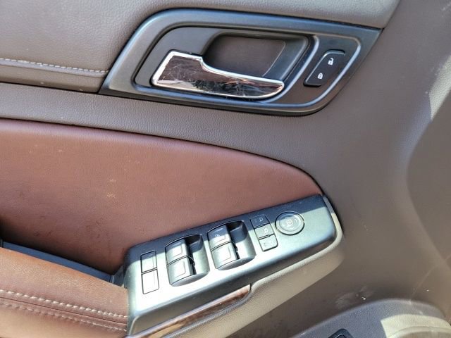 Used 2015 Chevrolet Suburban LTZ image 13