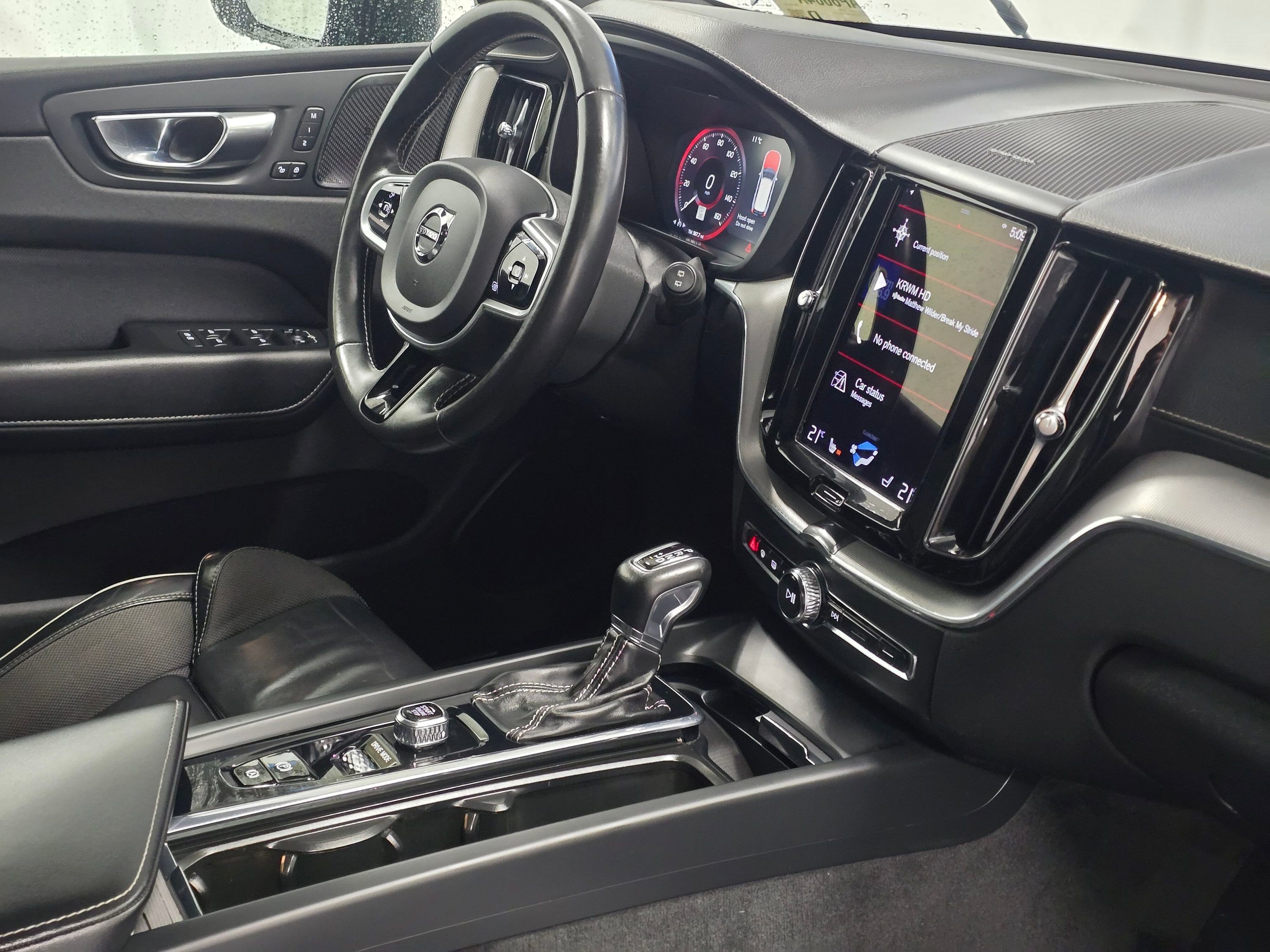 Used 2021 Volvo XC60 T5 R-Design w/ Protection Package Premier image 29