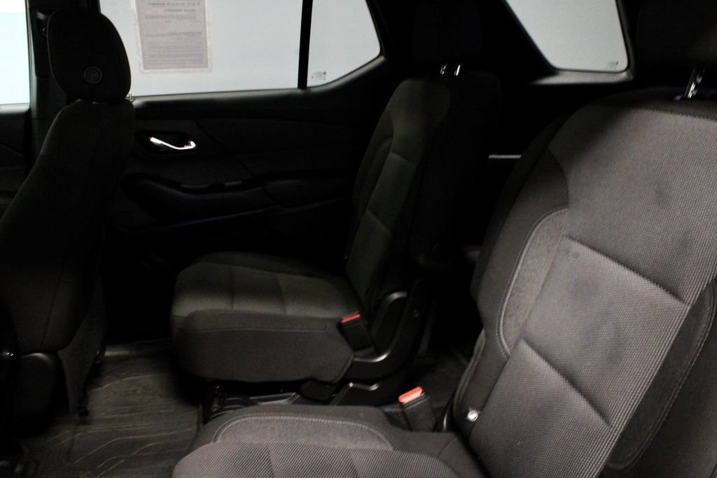 Used 2023 Chevrolet Traverse LT w/ Midnight/Sport Edition AWD/4WD image 22