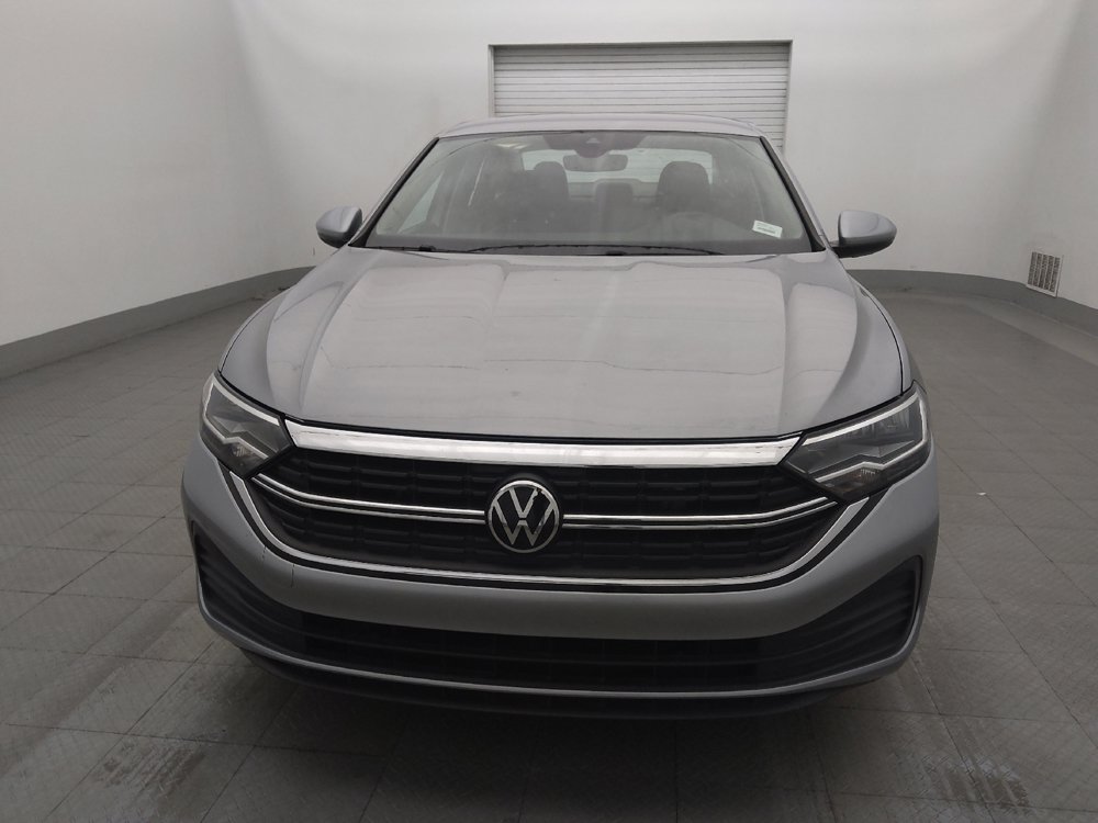 Used 2024 Volkswagen Jetta SE FWD image 15