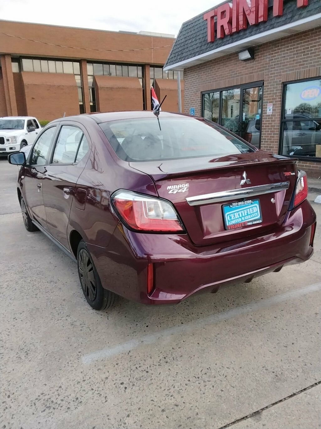 Used 2023 Mitsubishi Mirage G4 ES image 2