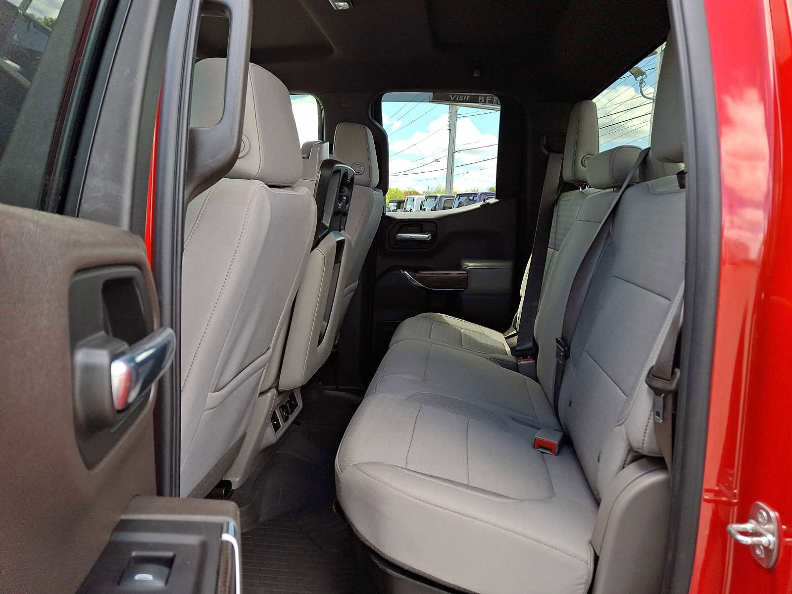Used 2021 Chevrolet Silverado 1500 RST w/ Z71 Off-Road Package AWD/4WD image 10