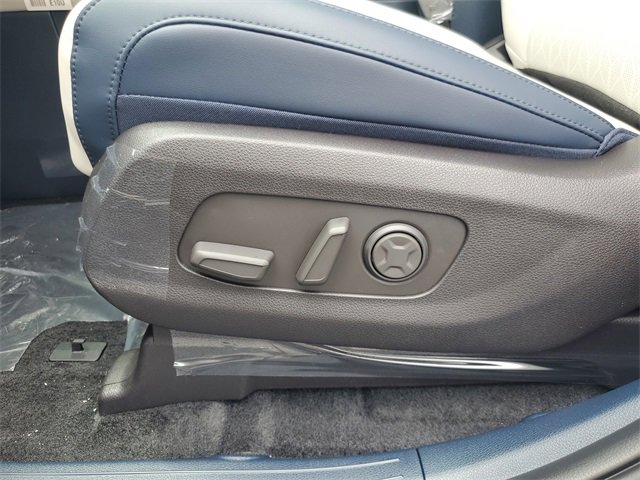 New 2026 Kia Carnival EX image 16