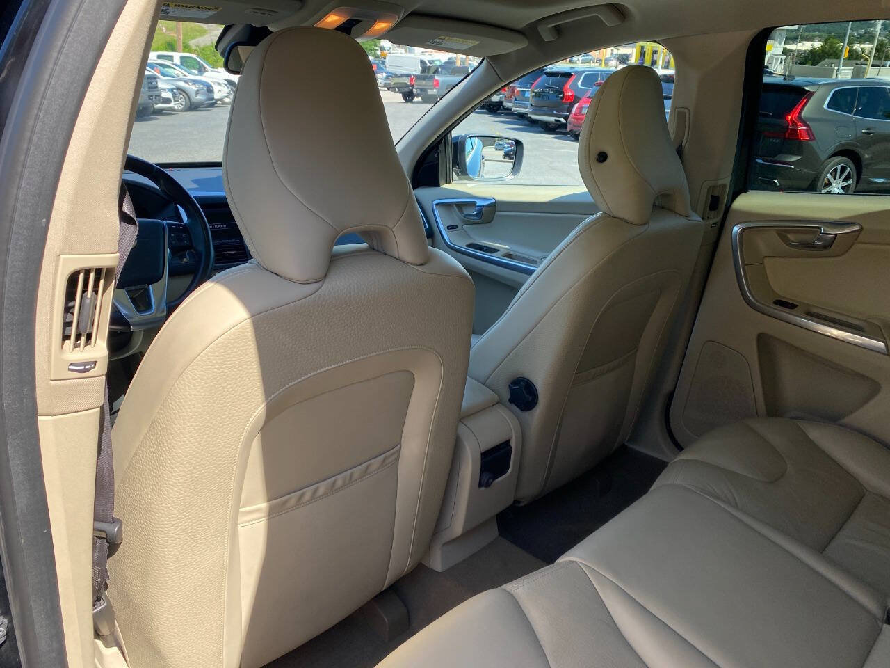 Used 2014 Volvo XC60 T6 AWD/4WD image 21