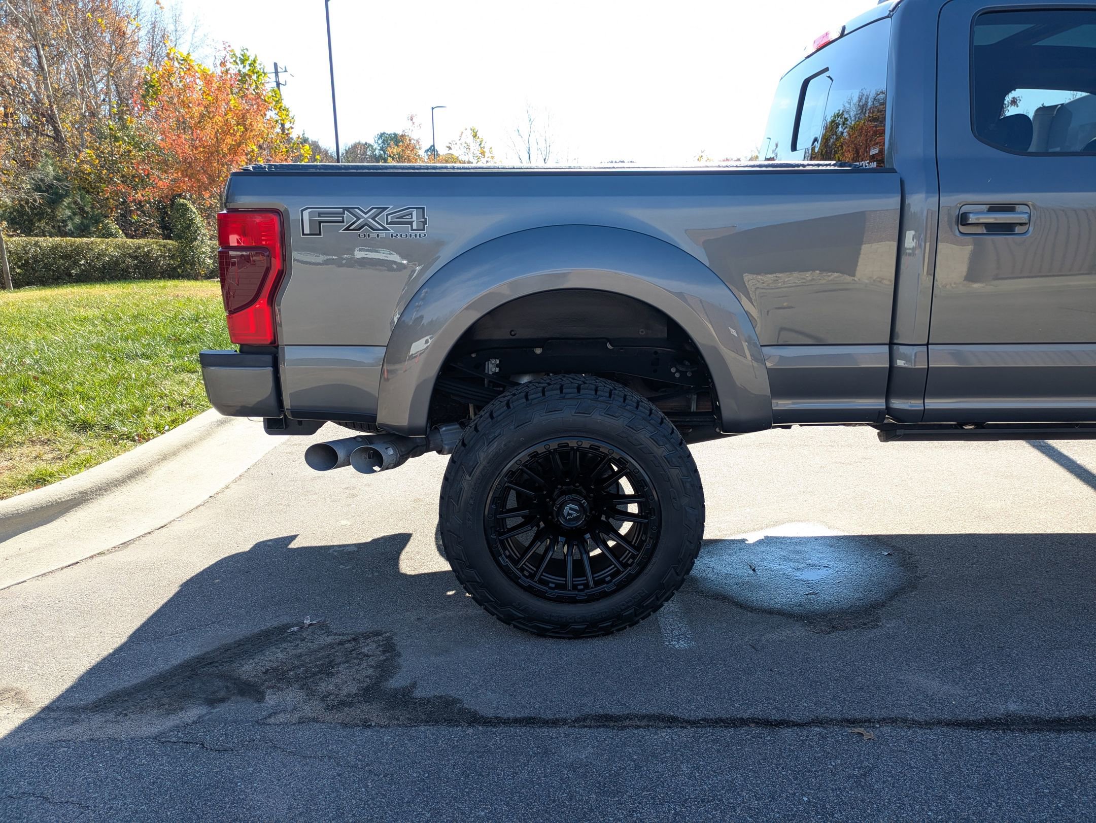 Used 2021 Ford F250 Lariat image 42