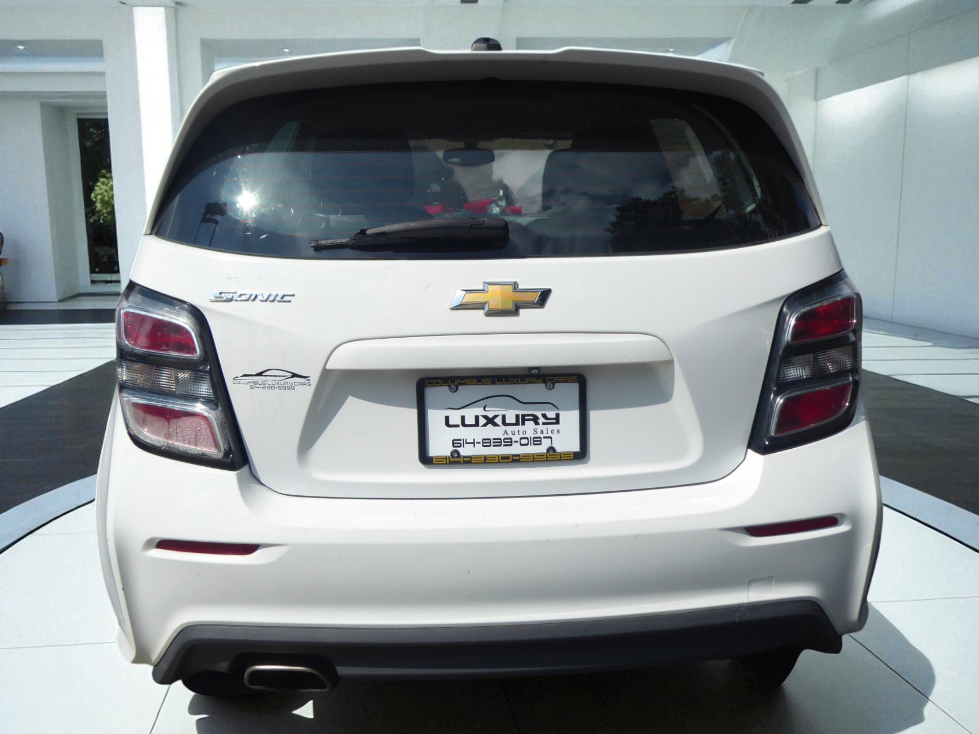 Used 2018 Chevrolet Sonic LT image 9