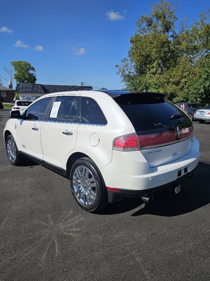 Used 2009 Lincoln MKX AWD image 6