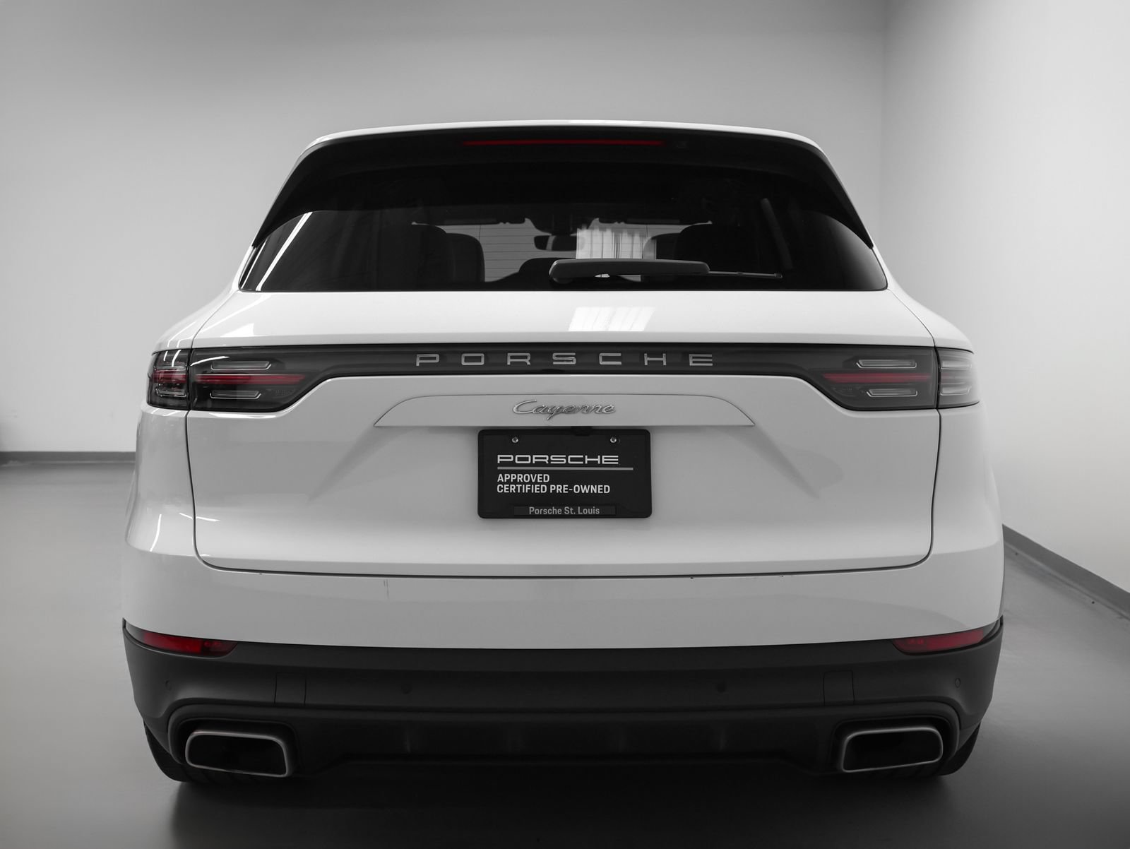 Used 2023 Porsche Cayenne AWD/4WD image 11