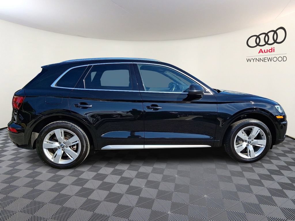 Used 2019 Audi Q5 2.0T Premium Plus w/ Premium Plus Package AWD/4WD image 7