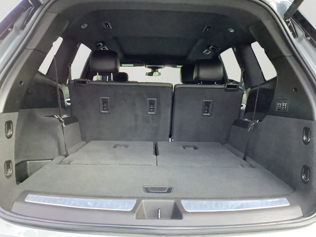 Used 2023 Cadillac XT6 Premium Luxury image 14