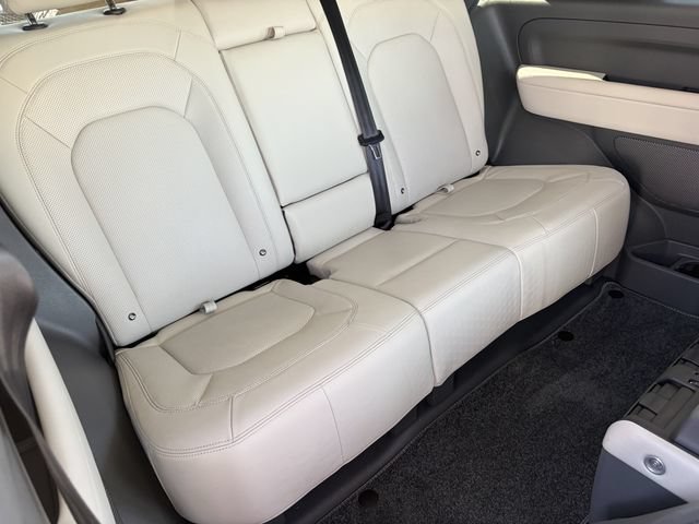 Used 2024 Land Rover Defender 90 S AWD/4WD image 22