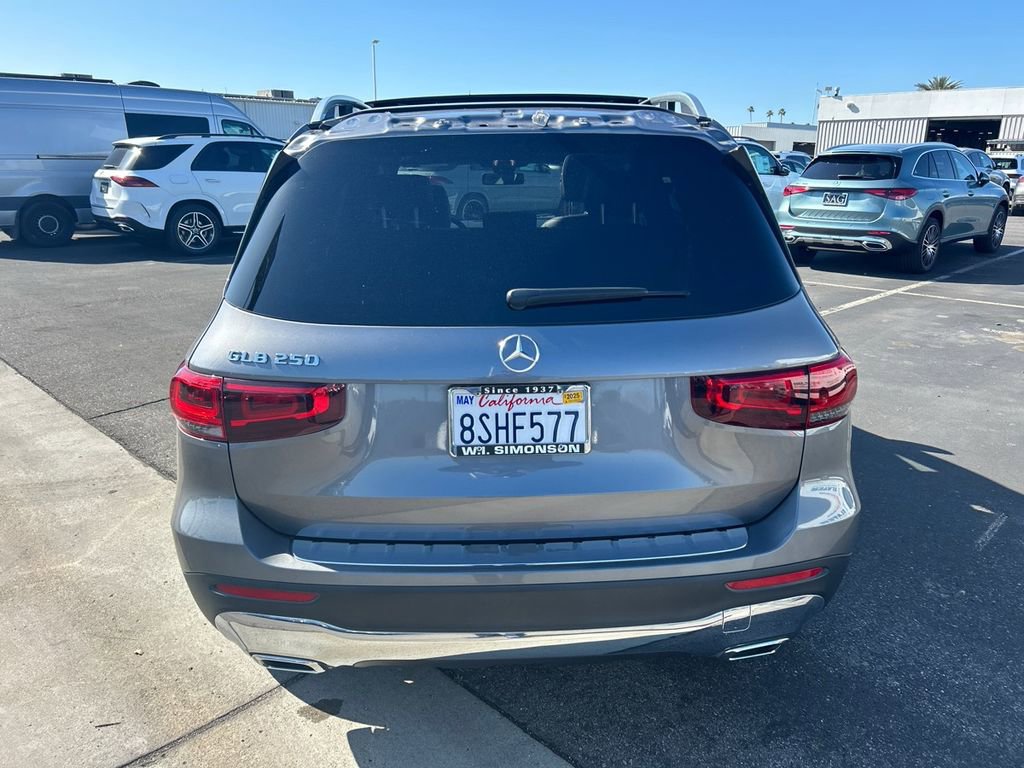 Used 2020 Mercedes-Benz GLB 250 image 6