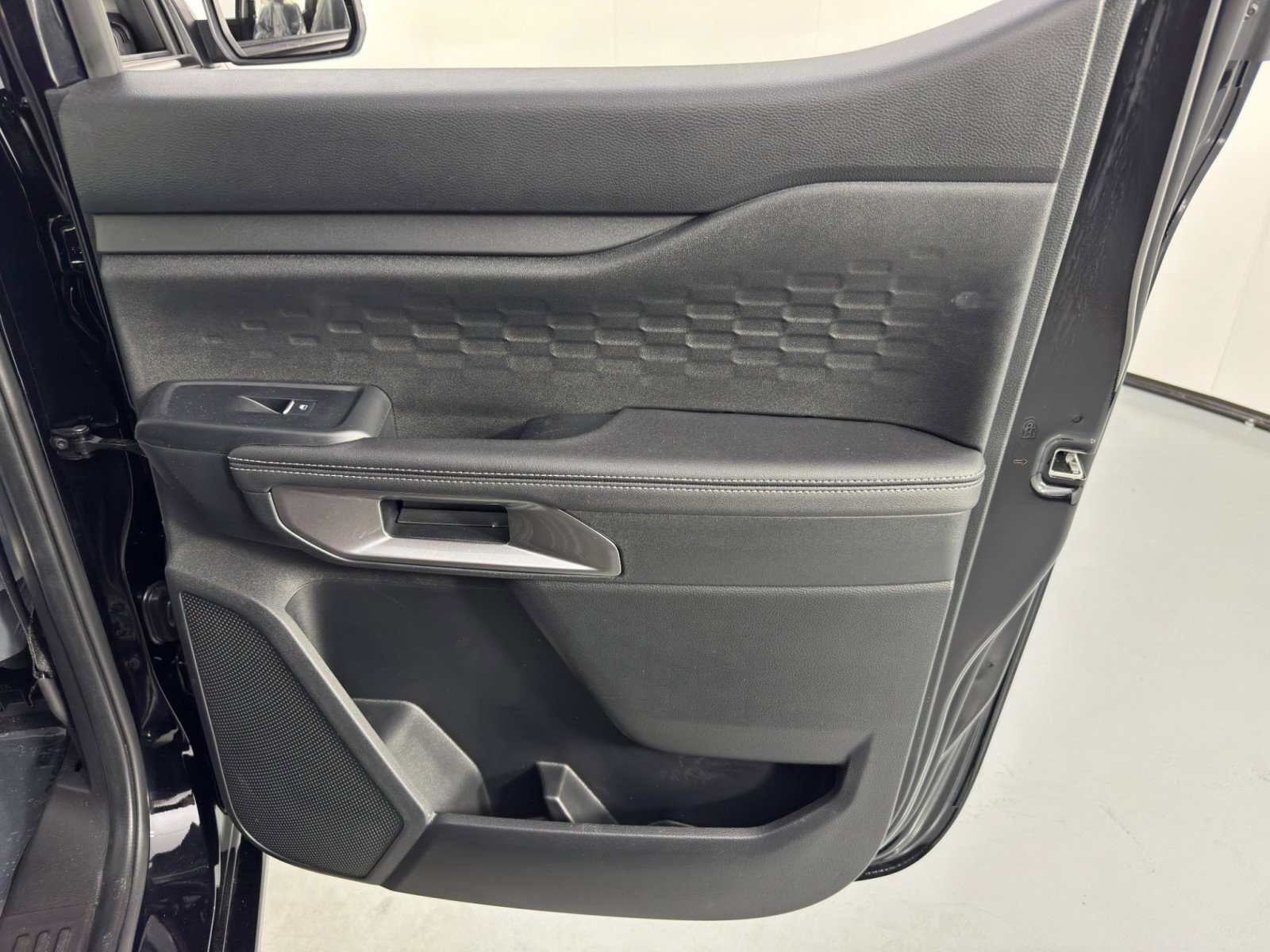 Used 2025 Ford Ranger XLT w/ Equipment Group 301A High image 39