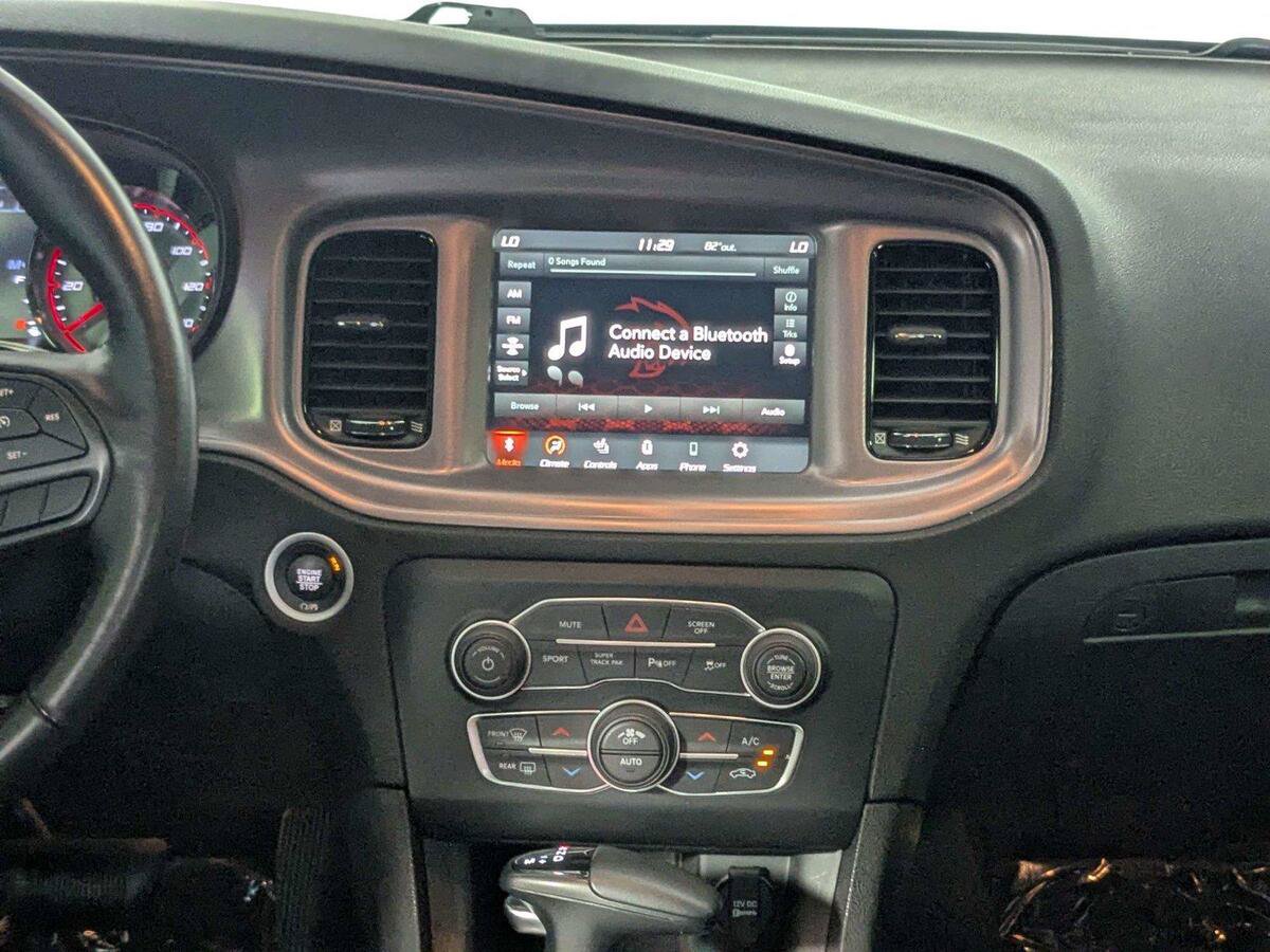 Used 2023 Dodge Charger SXT w/ Blacktop Package AWD/4WD image 39
