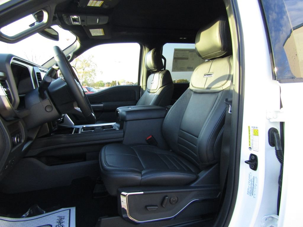 New 2026 Ford F250 Platinum w/ FX4 Off-Road Package AWD/4WD image 15