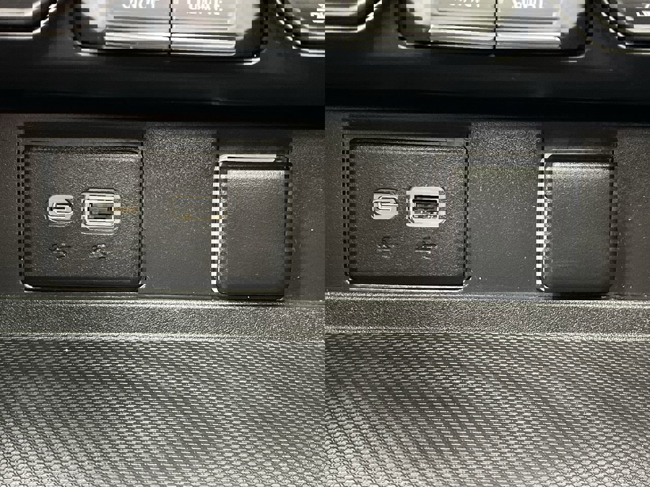 Certified 2022 Chevrolet Tahoe Z71 w/ Luxury Package AWD/4WD image 26