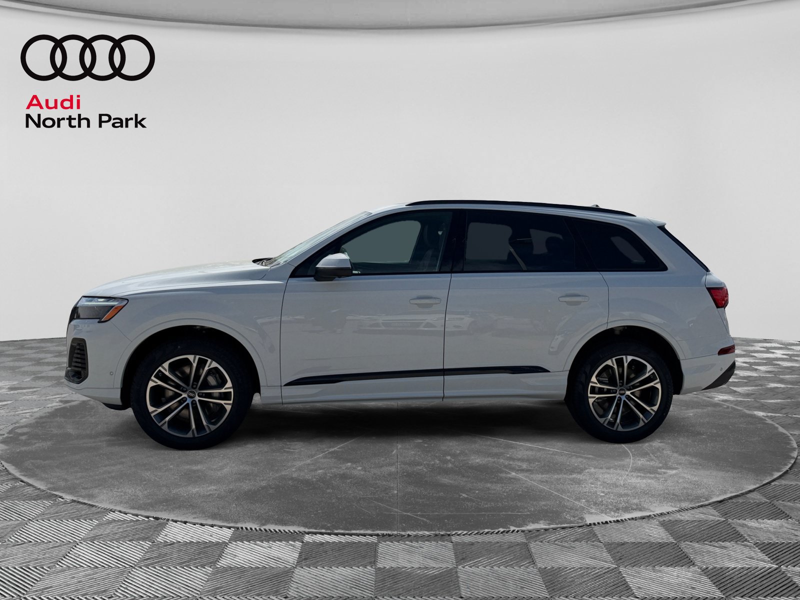 New 2026 Audi Q7 2.0T Premium AWD/4WD image 2
