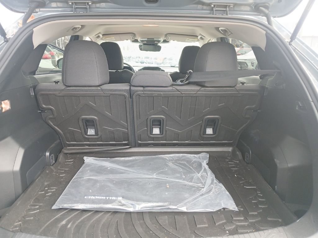 Used 2024 Subaru Crosstrek 2.0i Premium image 26