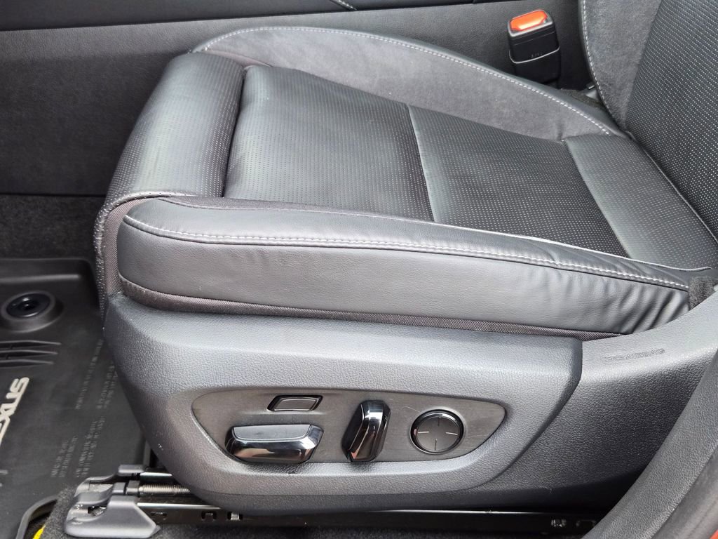 Used 2023 Lexus RX 350 FWD w/ Accessory Package (Z1) image 28