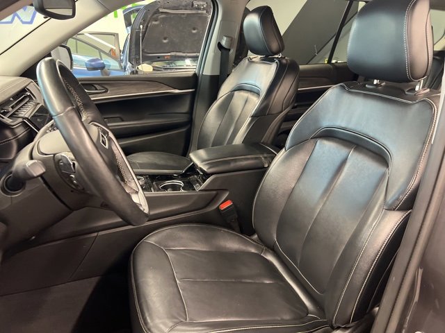 Used 2021 Jeep Grand Cherokee L Limited image 26