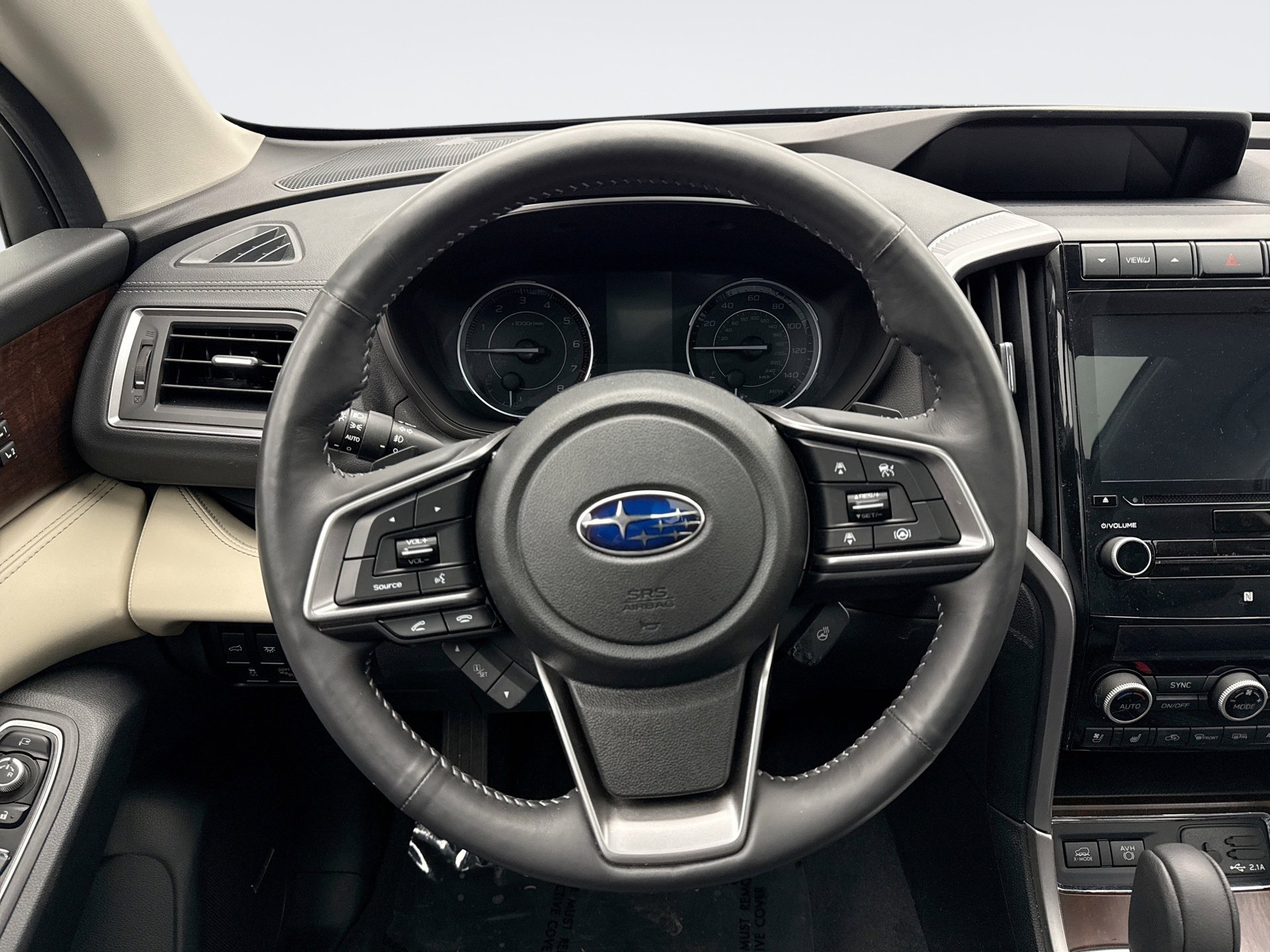 Used 2022 Subaru Ascent Touring image 12