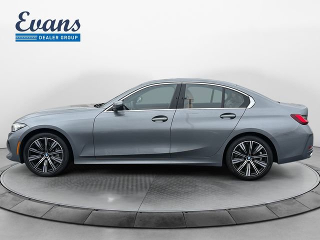 Certified 2025 BMW 330i xDrive Sedan AWD/4WD image 2