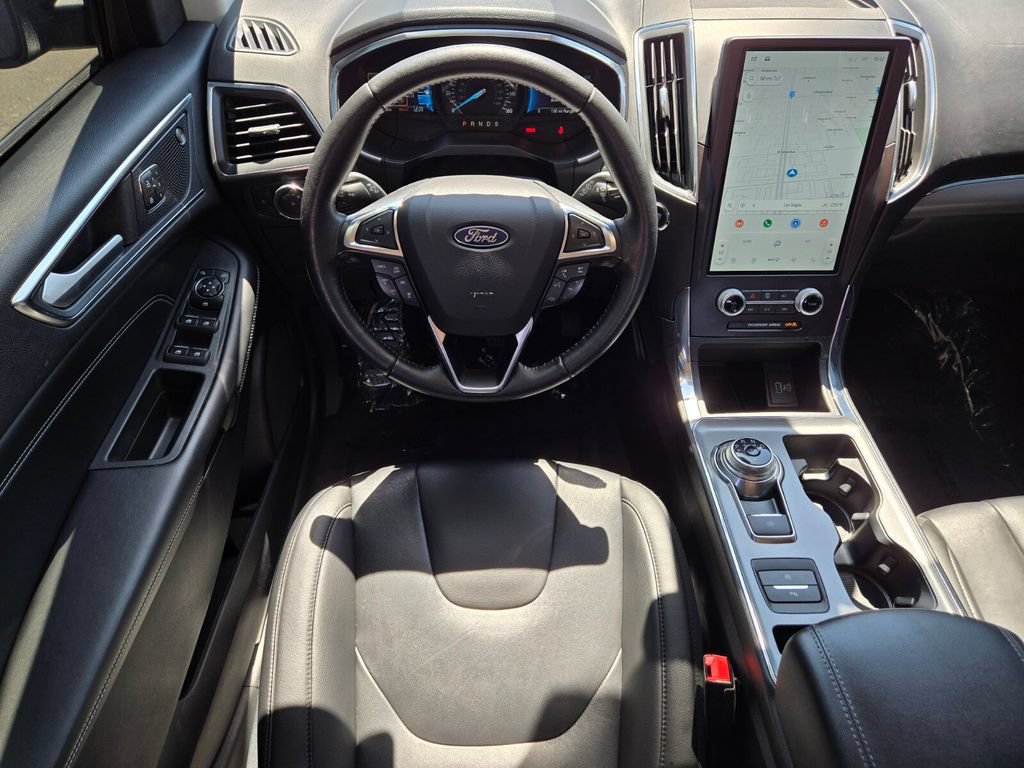 Used 2021 Ford Edge Titanium FWD image 13