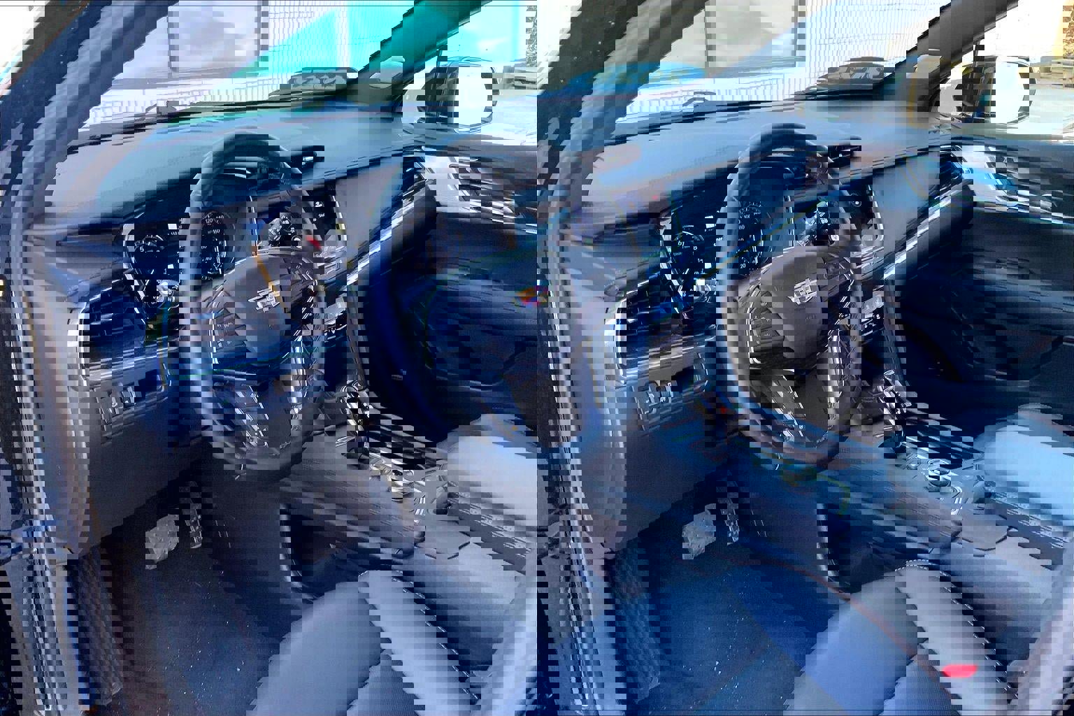 Used 2025 Cadillac XT5 Premium Luxury image 14