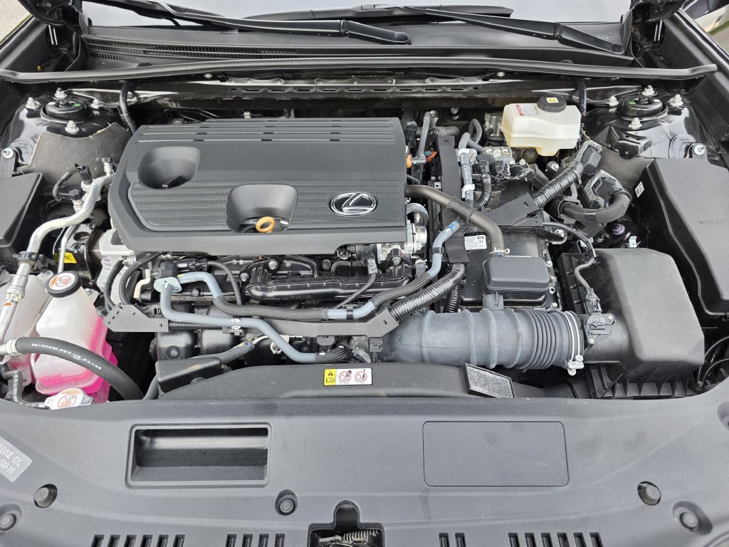 Certified 2024 Lexus ES 300h F Sport FWD image 34