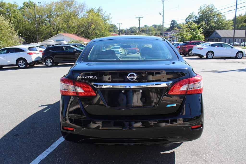 Used 2013 Nissan Sentra S FWD image 7