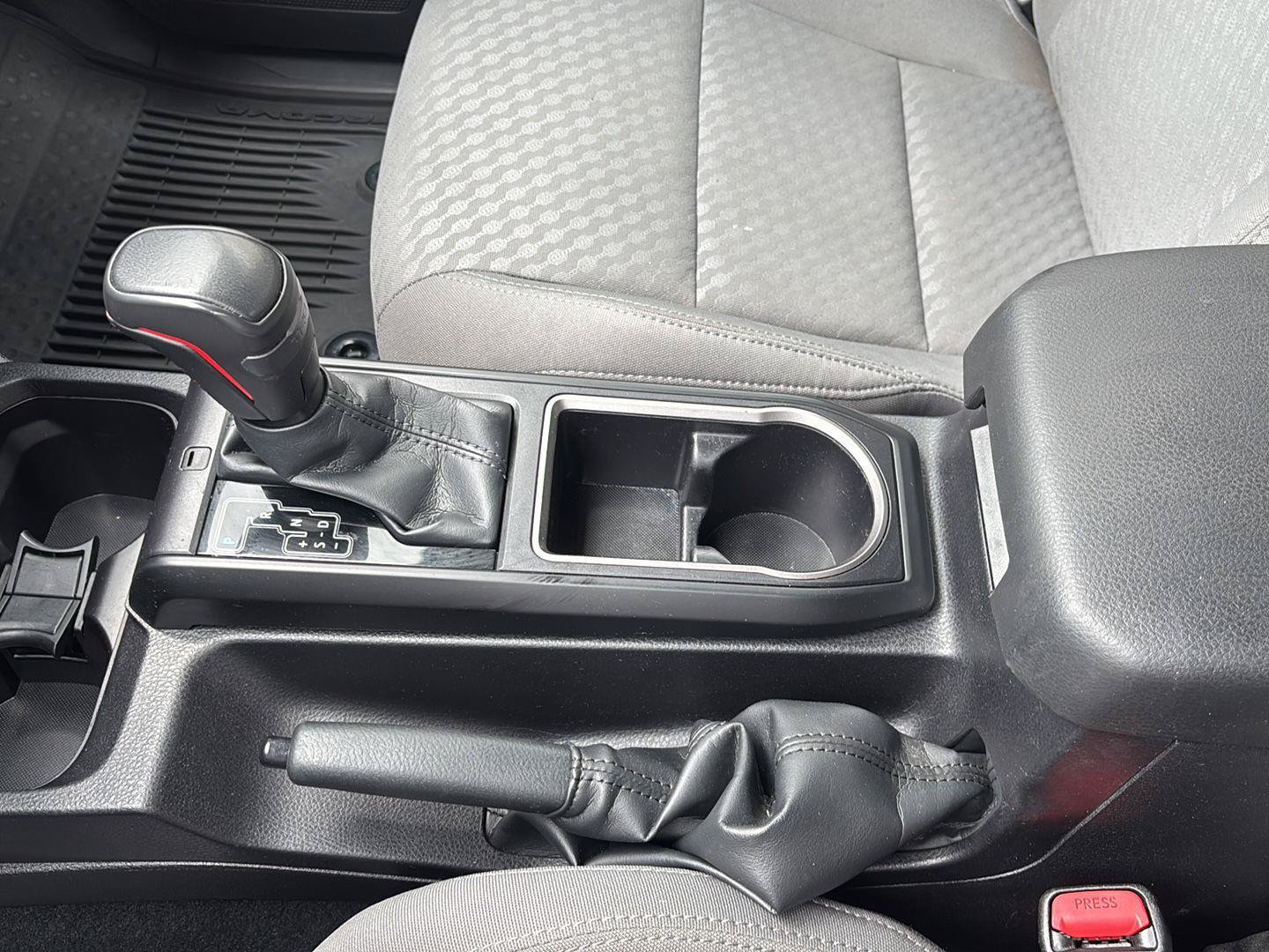 Used 2023 Toyota Tacoma SR AWD/4WD image 16