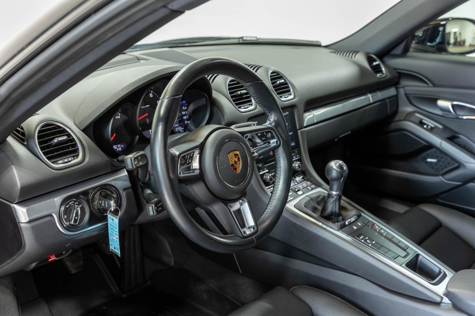 Used 2018 Porsche 718 Cayman RWD image 79