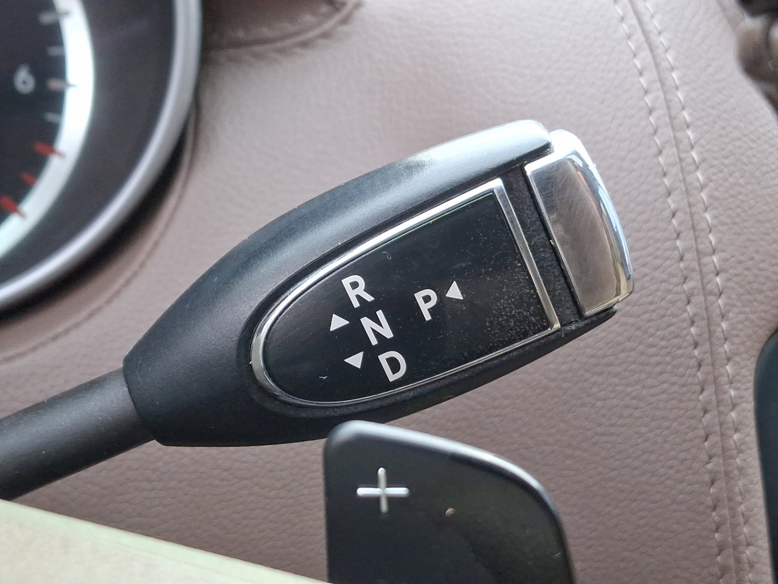 Used 2012 Mercedes-Benz GL 450 4MATIC image 16