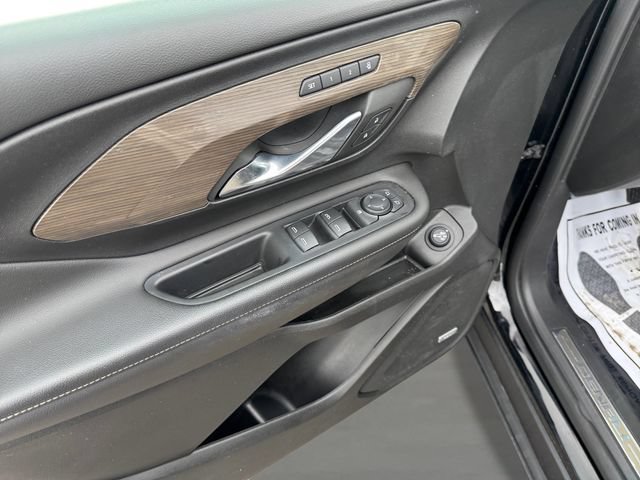 Used 2023 GMC Terrain Denali AWD/4WD image 11