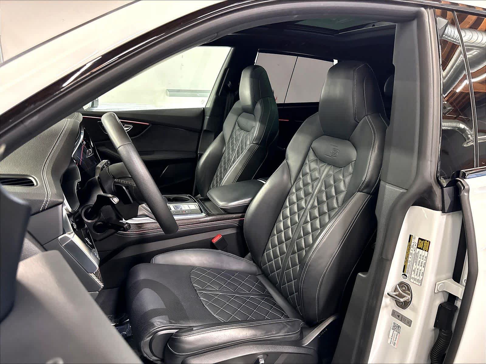 Used 2023 Audi SQ8 Prestige w/ Prestige Package AWD/4WD image 26