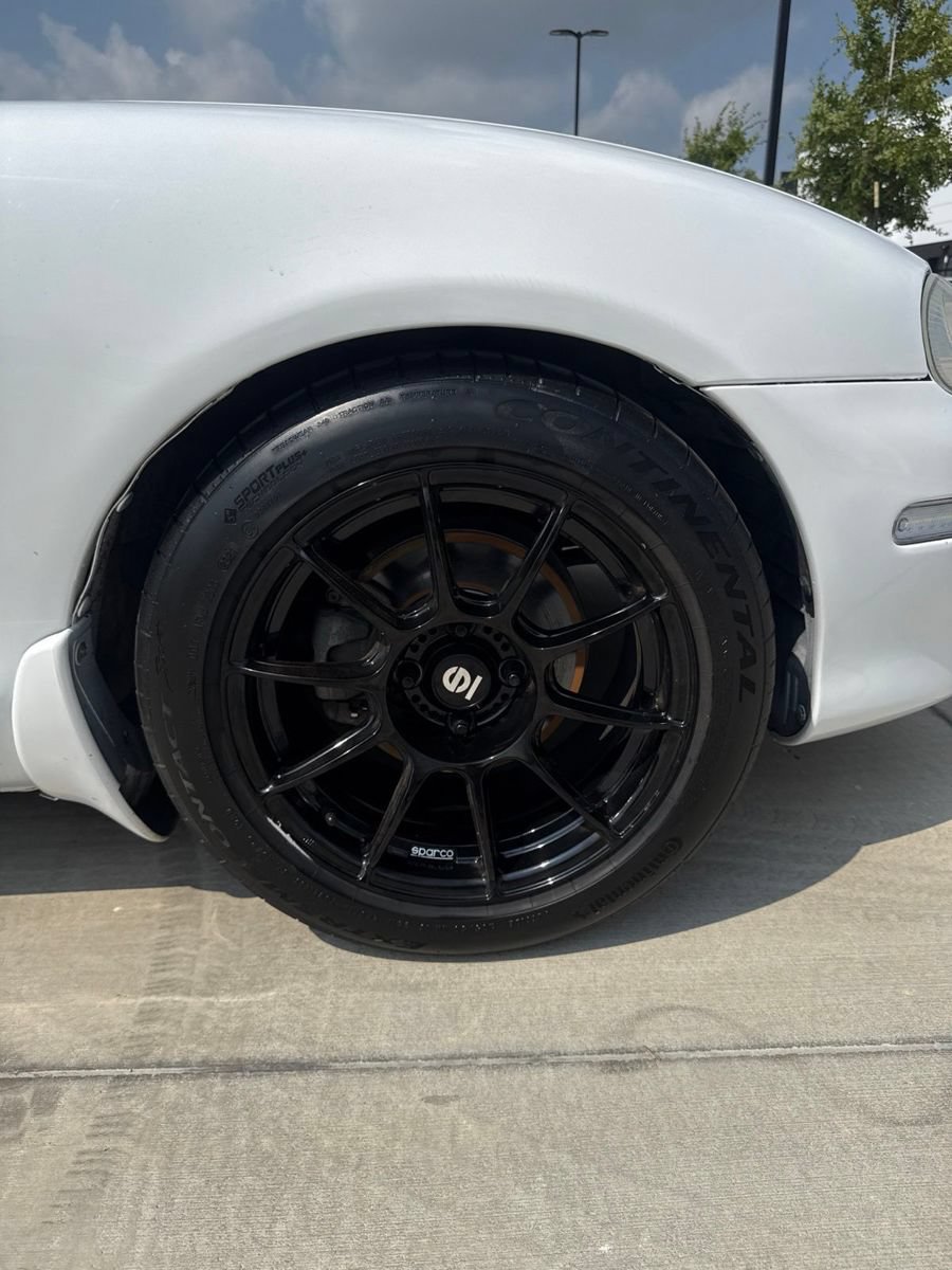 Used 2001 MAZDA MX-5 Miata RWD image 17