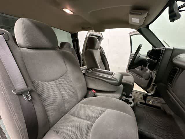 Used 2007 Chevrolet Silverado 1500 4x4 Extended Cab image 14