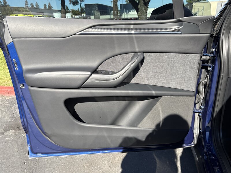 Used 2022 Tesla Model X Plaid AWD/4WD image 27