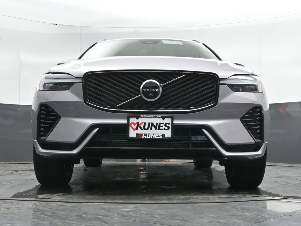 New 2026 Volvo XC60 T8 Plus w/ Climate Package AWD/4WD image 38