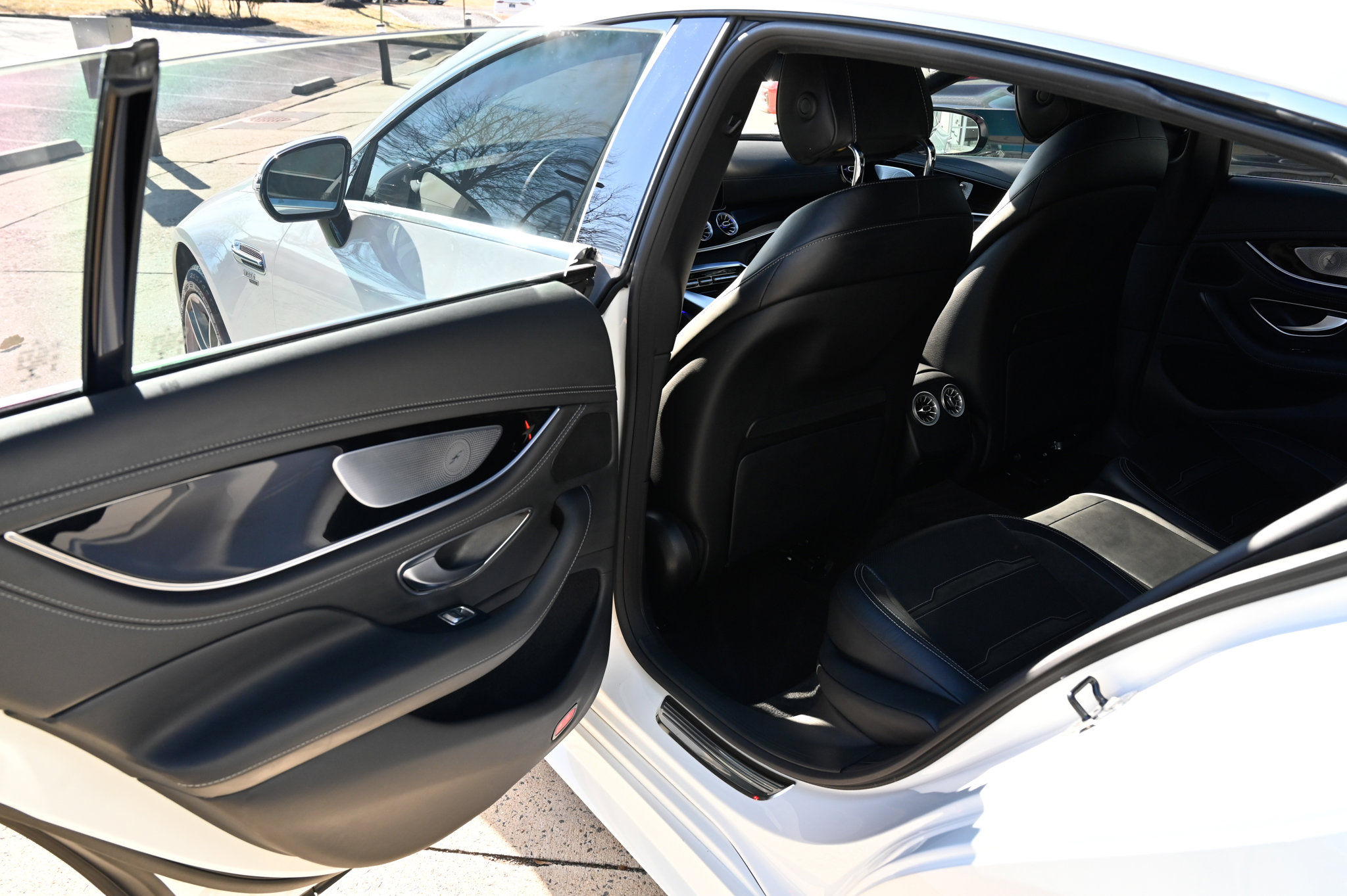 Used 2022 Mercedes-Benz AMG GT 53 image 34