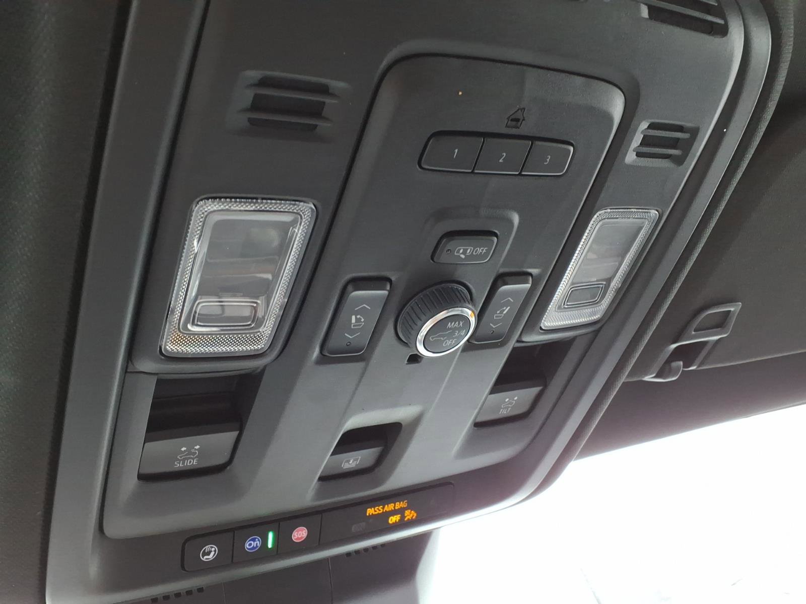 Certified 2023 Cadillac Escalade Premium Luxury w/ Performance Package image 14