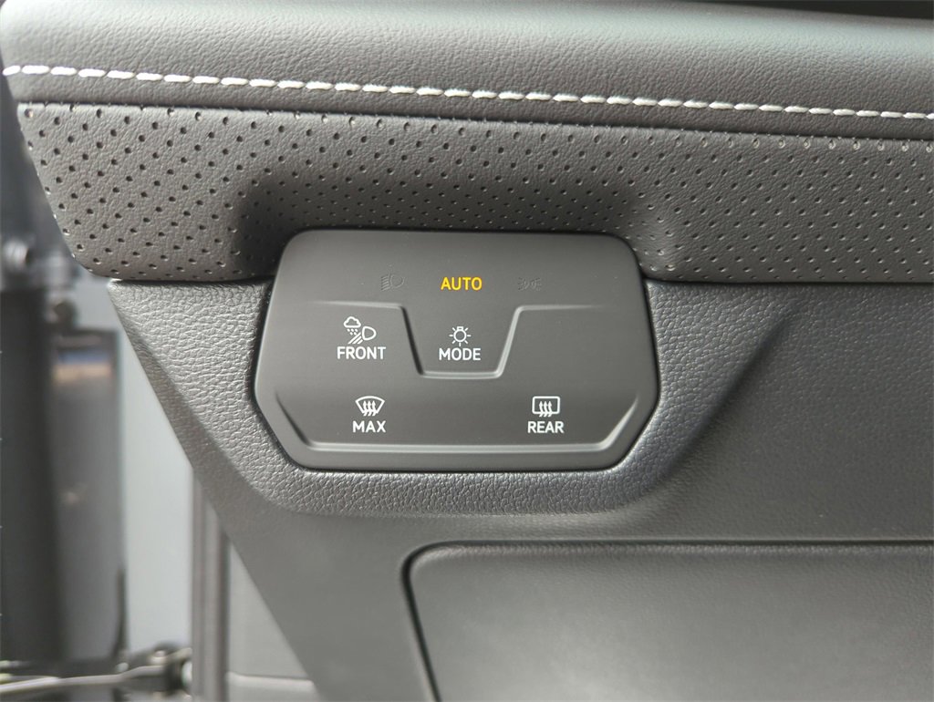 New 2026 Volkswagen Atlas SE image 31