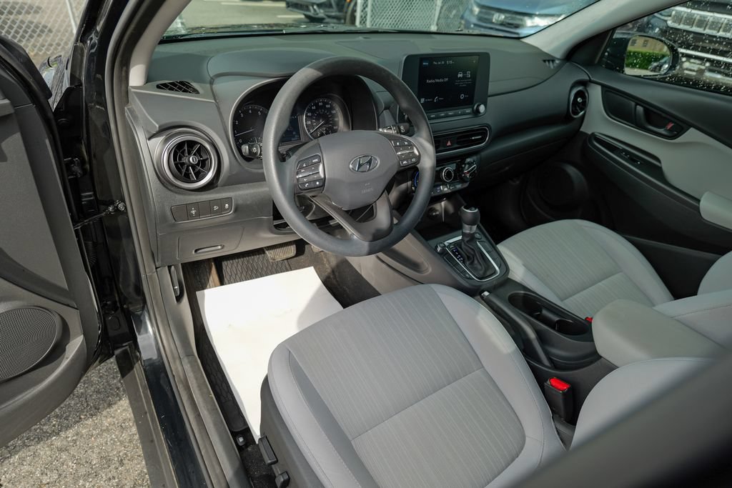 Used 2023 Hyundai Kona SEL AWD/4WD image 18